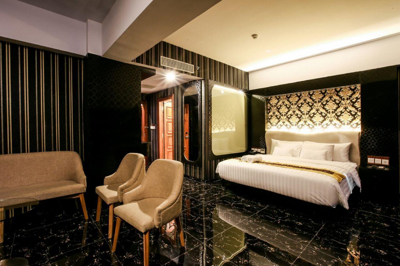 Kj Hotel Yogyakarta Exterior photo